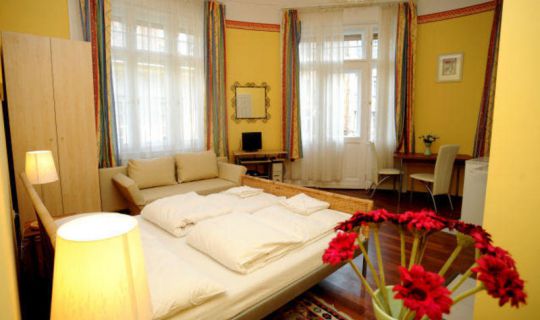 Club Apartments and Guesthouse Budapest