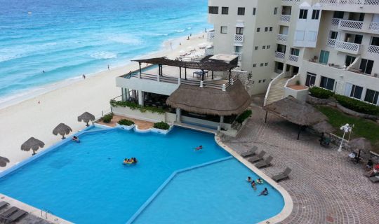 Cancun Plaza Condo Hotel Cancun