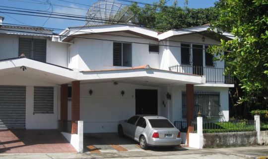Joan´s Hostel San Salvador
