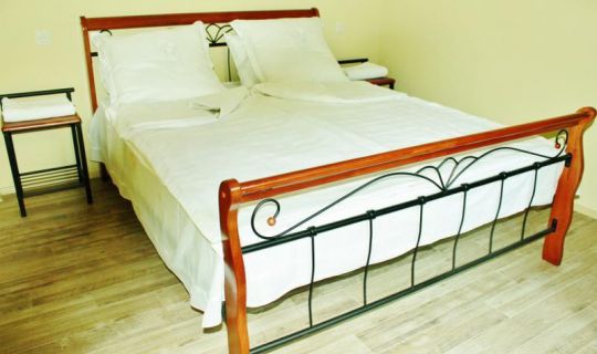 Red Fox Guesthouse Tbilisi
